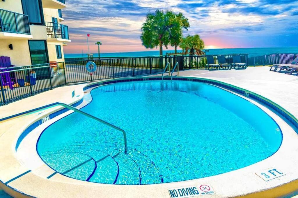 Winter Special! Renovated Resort Condo - On The Beach! Panama City Beach Exterior photo