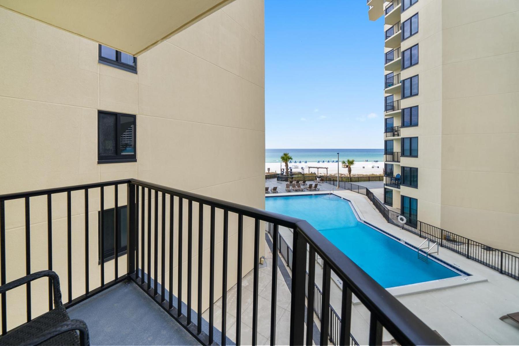 Winter Special! Renovated Resort Condo - On The Beach! Panama City Beach Exterior photo